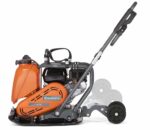 tehokas eteenpäin kulkeva Husqvarna LF 75 LAT asfaltille