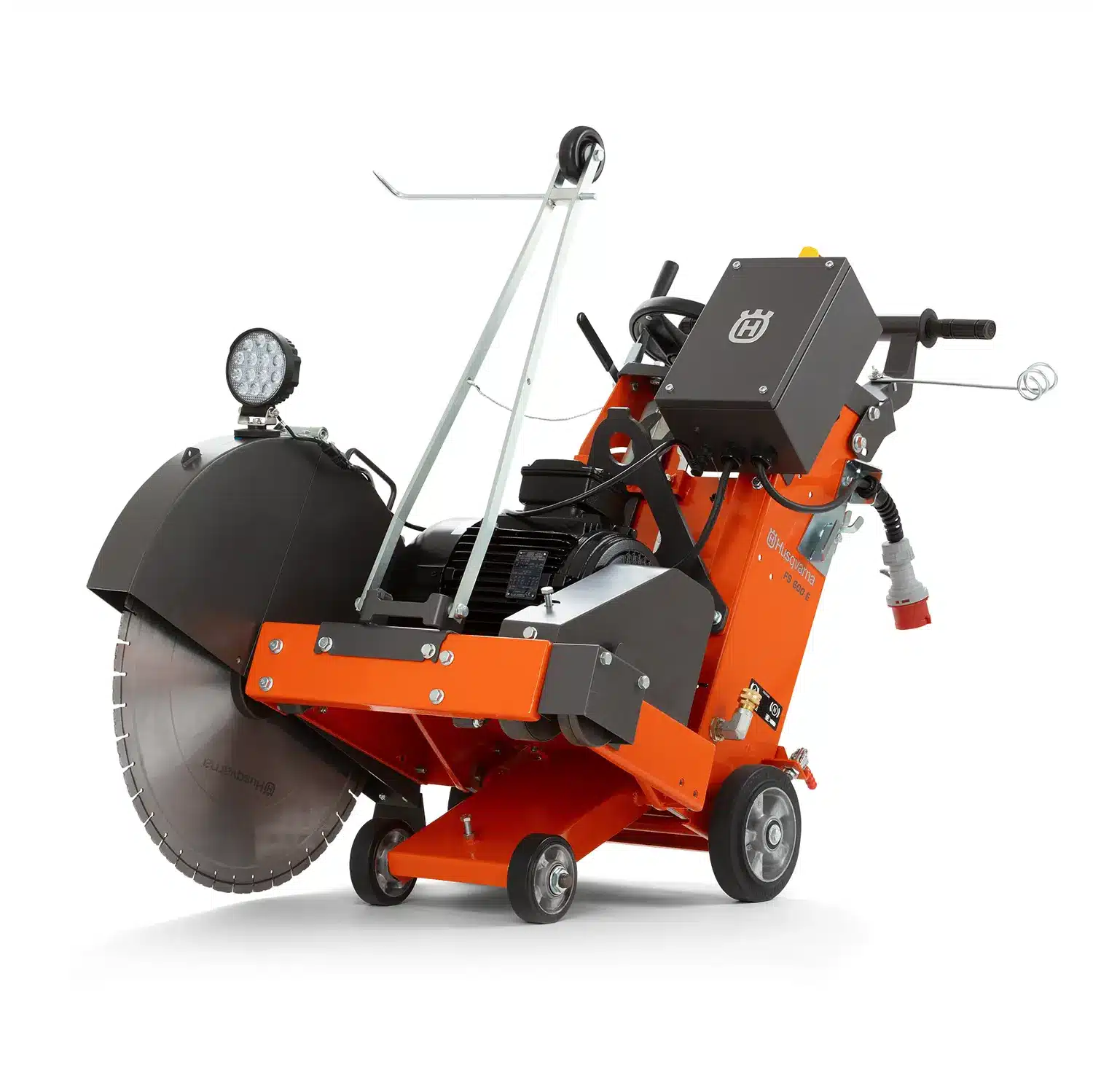 Husqvarna FS 600 E sähkölattiasaha - oranssi kävelyohjattava lattiasaha LED-valolla ja timanttiterällä.