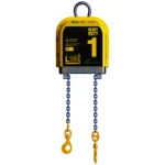 Ganterud L10 HD ketjunostin - keltainen Heavy Duty -nostolaite ketjuilla, koukuilla ja nostosilmukalla rakennus- ja teollisuuskäyttöön.