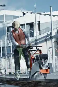 Husqvarnan asfalttisaha